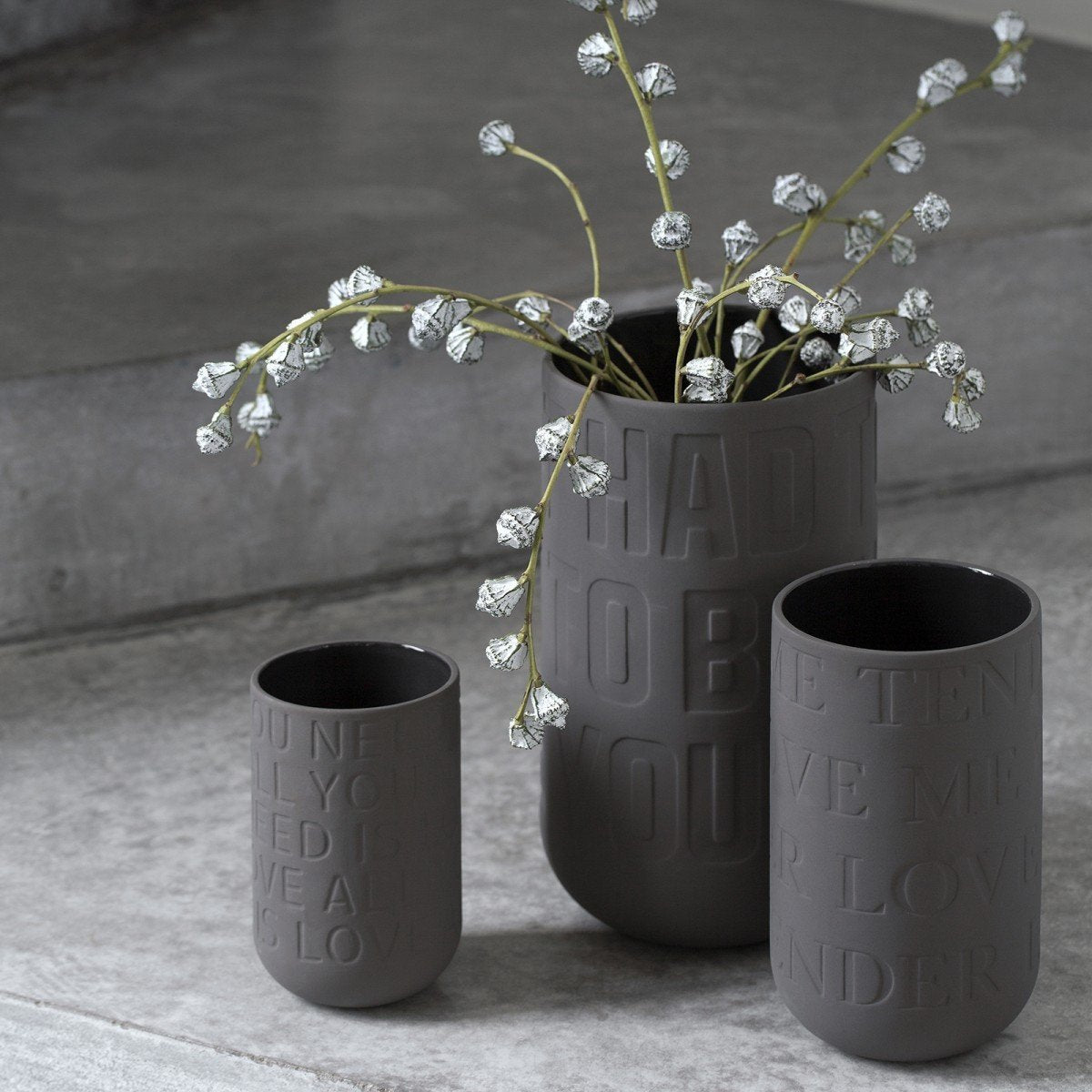 Kähler Lovesong Vase Anthrazitgrau, Mini-Vase-Kähler-5703779151724-15172-KAE-UDGÅET-inwohn