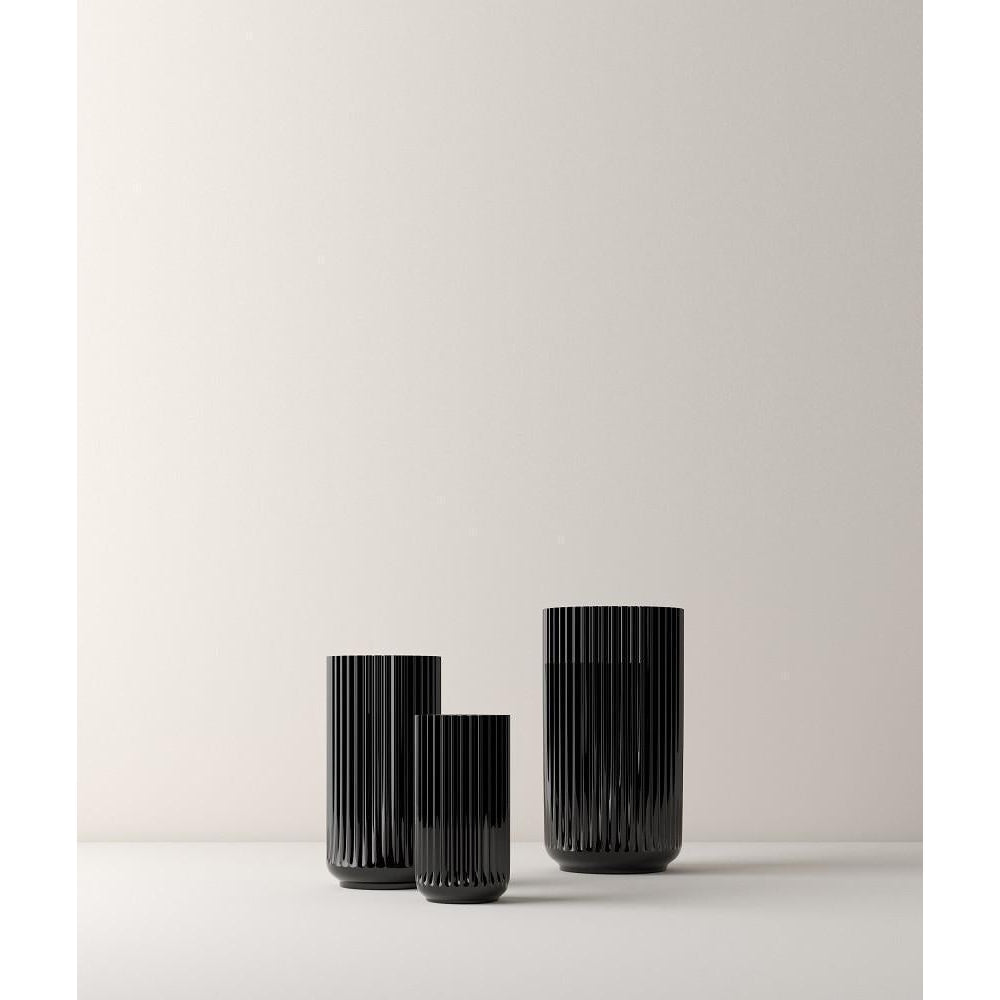 Lyngby Vase Schwarz Glas, 25 cm-Vase-Lyngby Porcelæn-5711507224244-201077-LYN-UDGÅET-inwohn