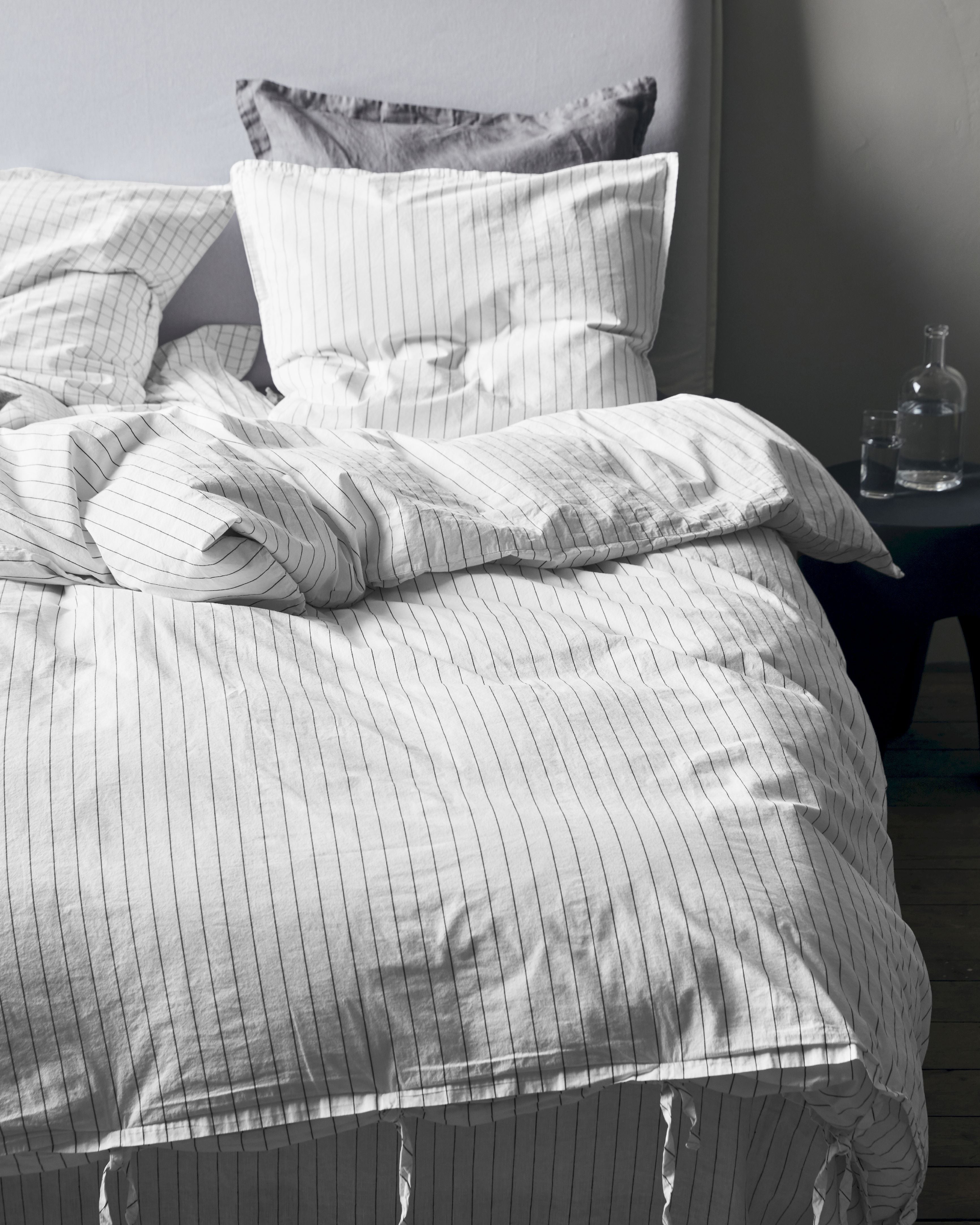 By Nord Dagny Bed Linen Set 200x140 Cm, Snow With Coal